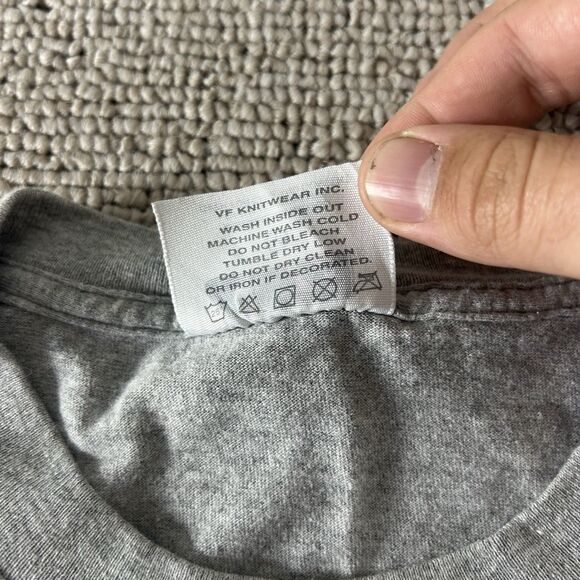 Vintage Ken Griffey Jr Graphic Shirt Men’s Medium Cincinnati Reds Stats Y2K - Picture 9 of 10